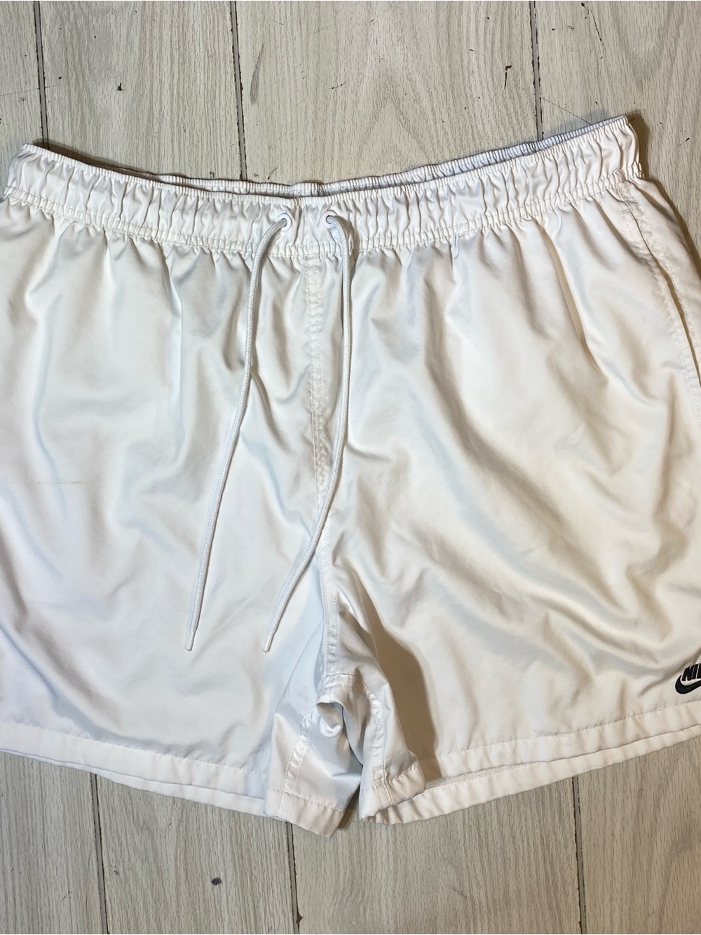 Nike Men's White Swim Trunks Board Shorts Pocket Drawstring Size 2XL FN3307-100